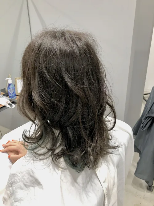 ちょっと大人のインナーカラー