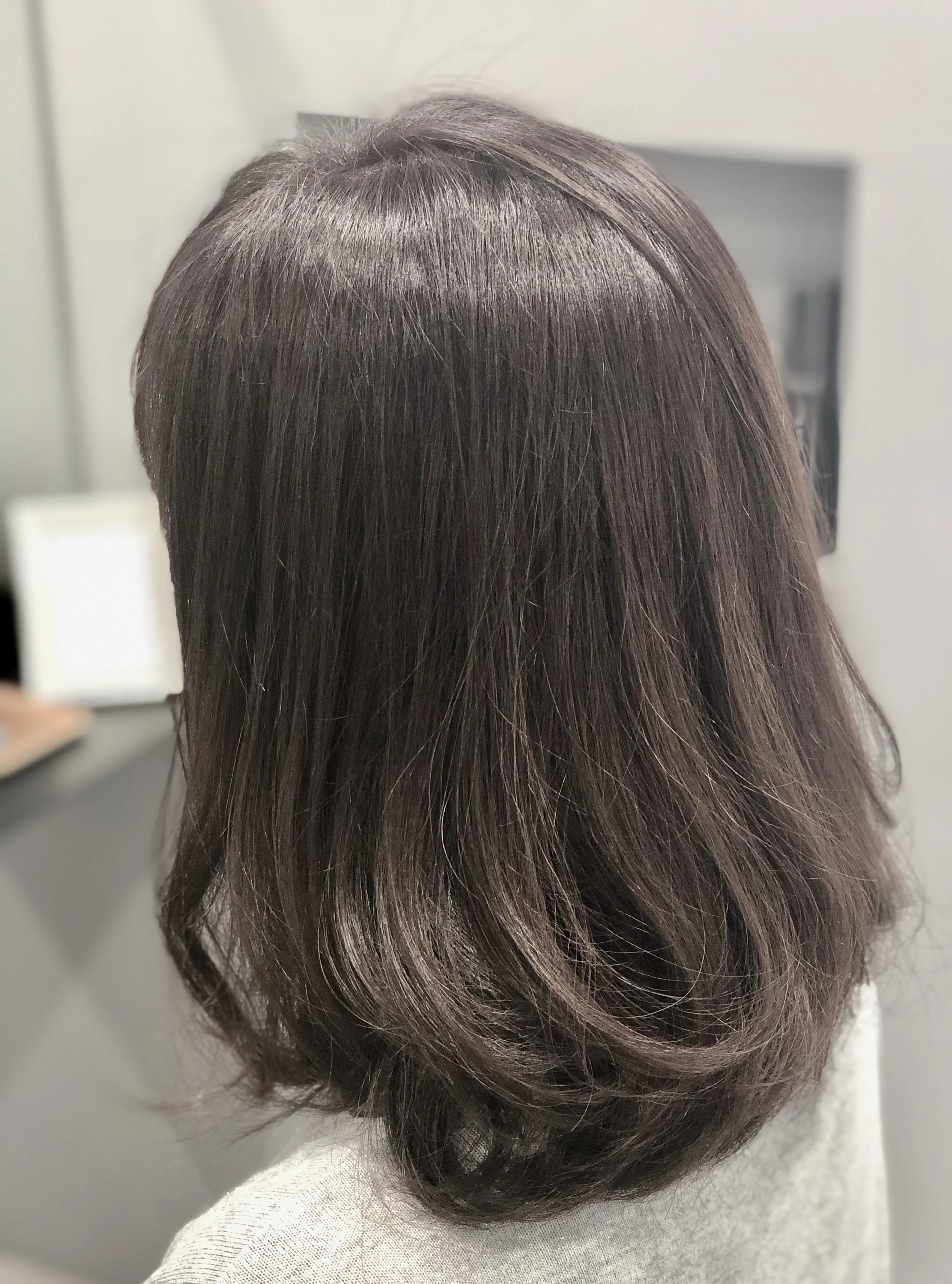 大人のツヤ色！